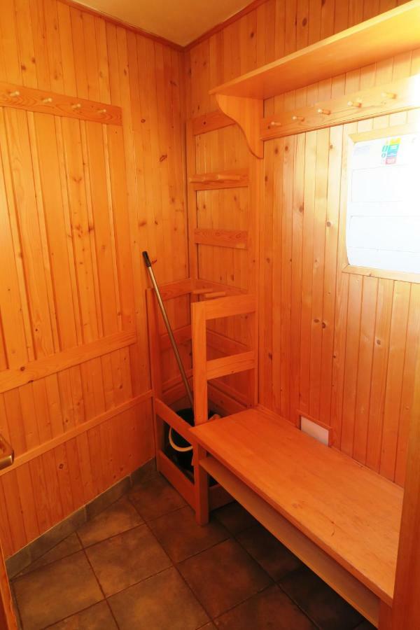 Tatralandia Apartmany Relax ลิฟตอฟสกีมิคูลาช ภายนอก รูปภาพ